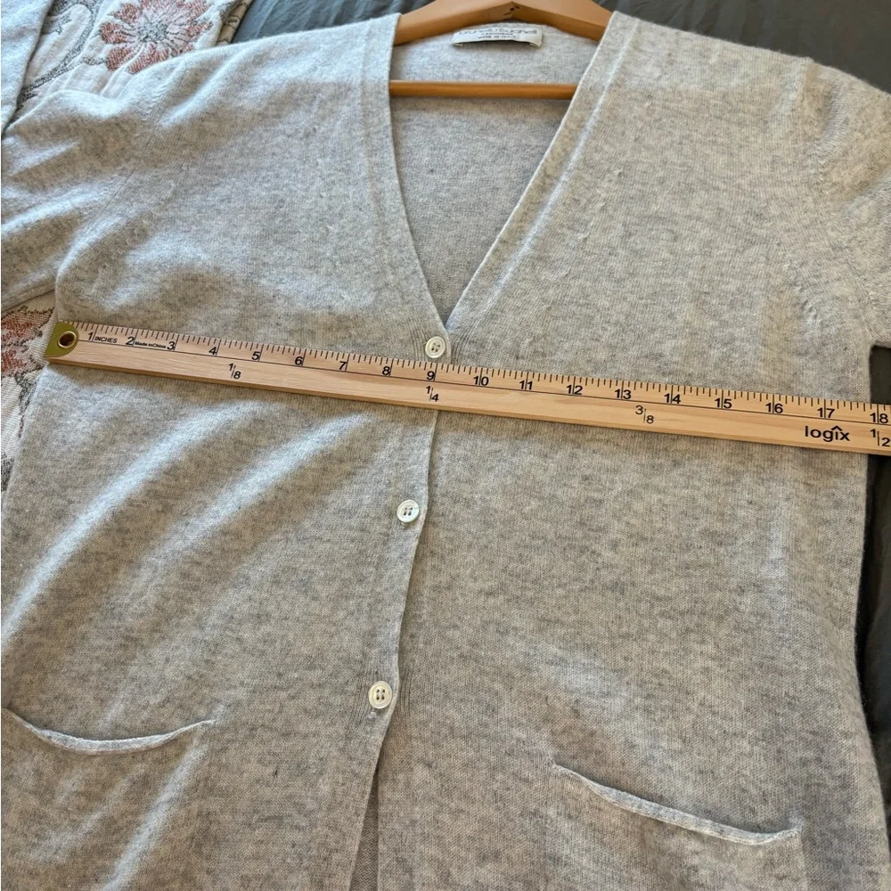 Brunello Cucinelli Cashmere Long Lightweight Cardigan. Size Small. - Picture 9 of 16
